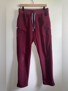 Figs Nepal Skinny Scrubs Pants Women Size Medium Burgundy Polyester Blend